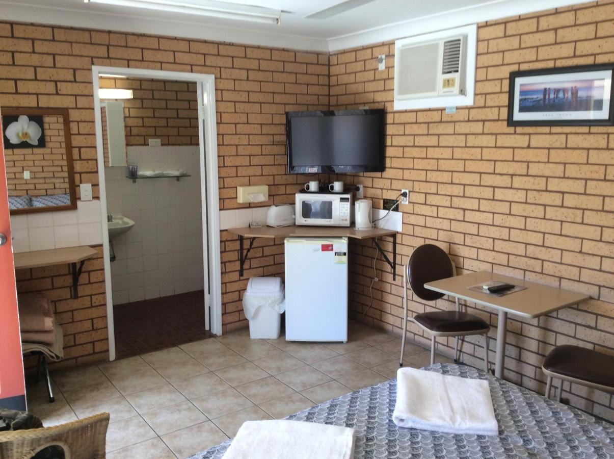 Cross Roads Motel Cobar Kültér fotó